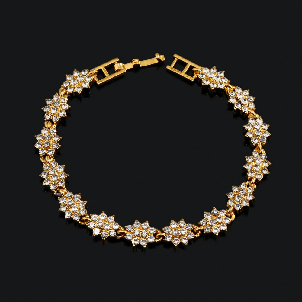 Roman Bracelet With Flowers And Diamonds