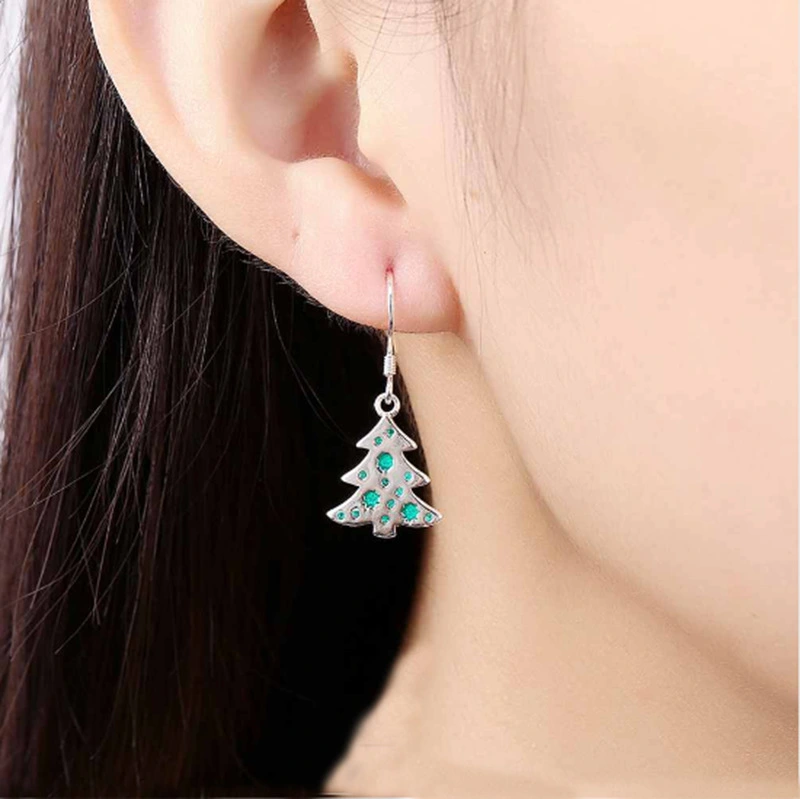 Alloy Base Coat Eardrops Christmas Tree