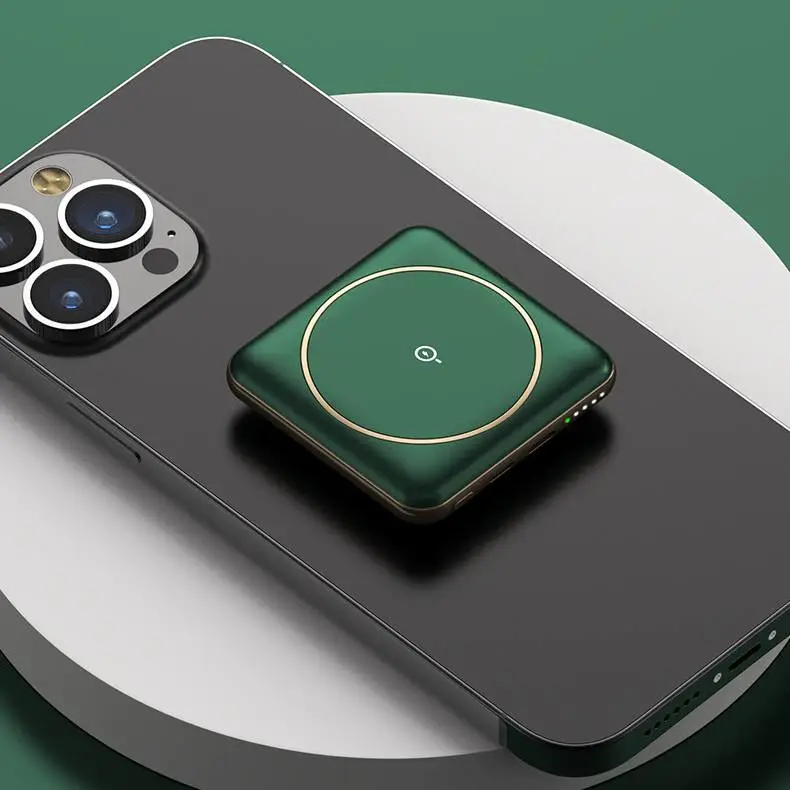 New Magnetic Wireless Charging Mini Power Pack