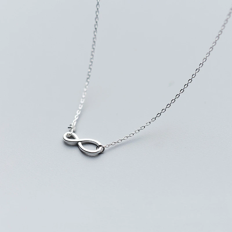 Female Temperament Simple Infinity Shape Necklace