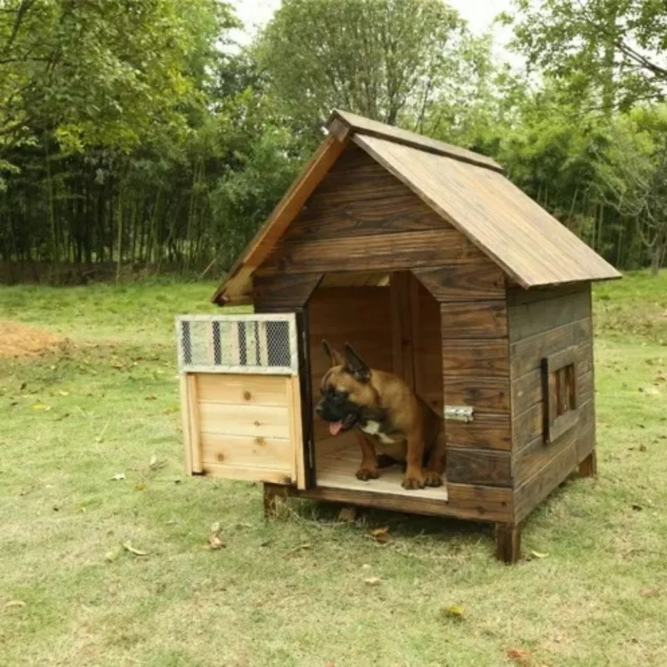 Wooden Kennel For All Seasons