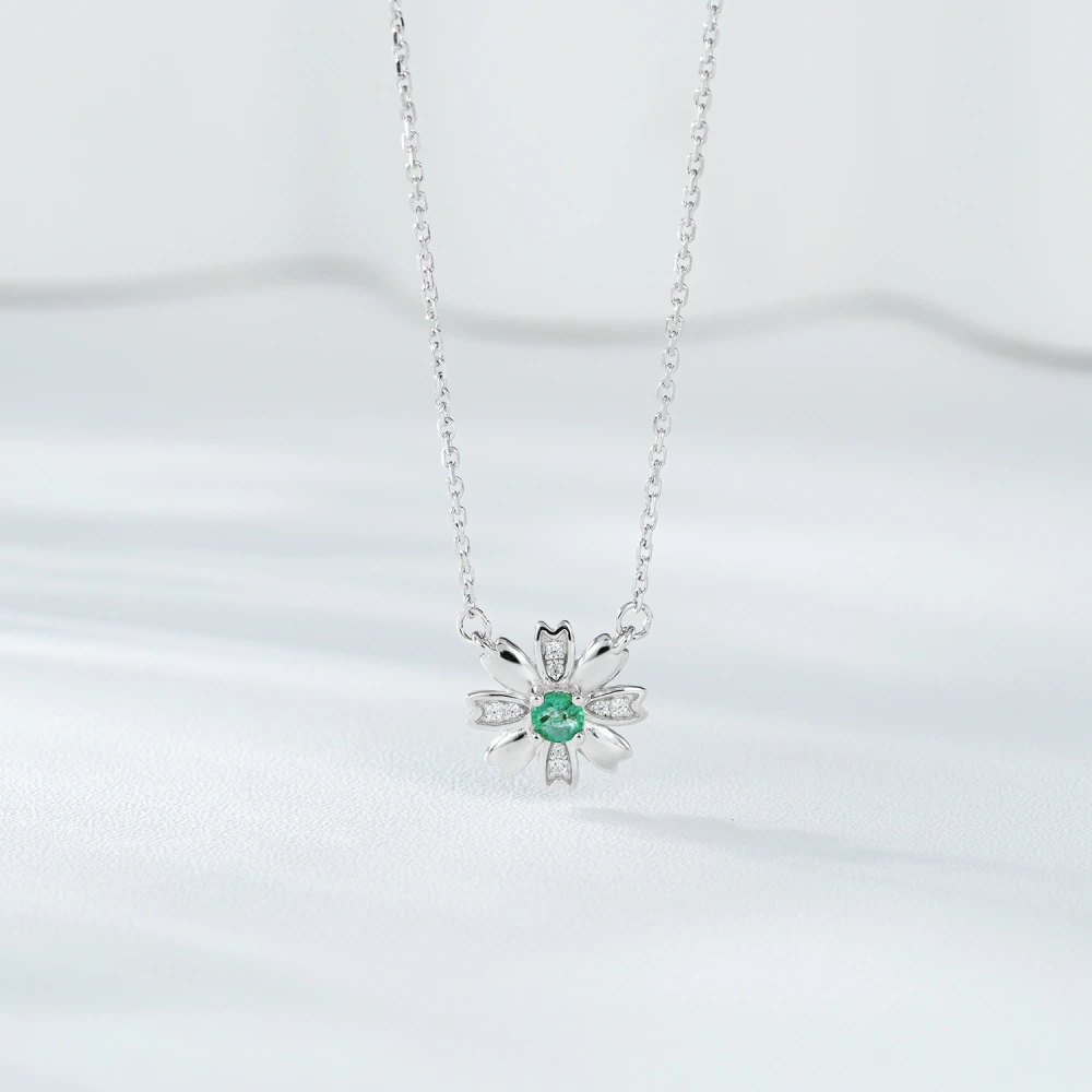 Daisy Pendant S925 Silver Emerald Necklace Female Sweet Delicate Flowers