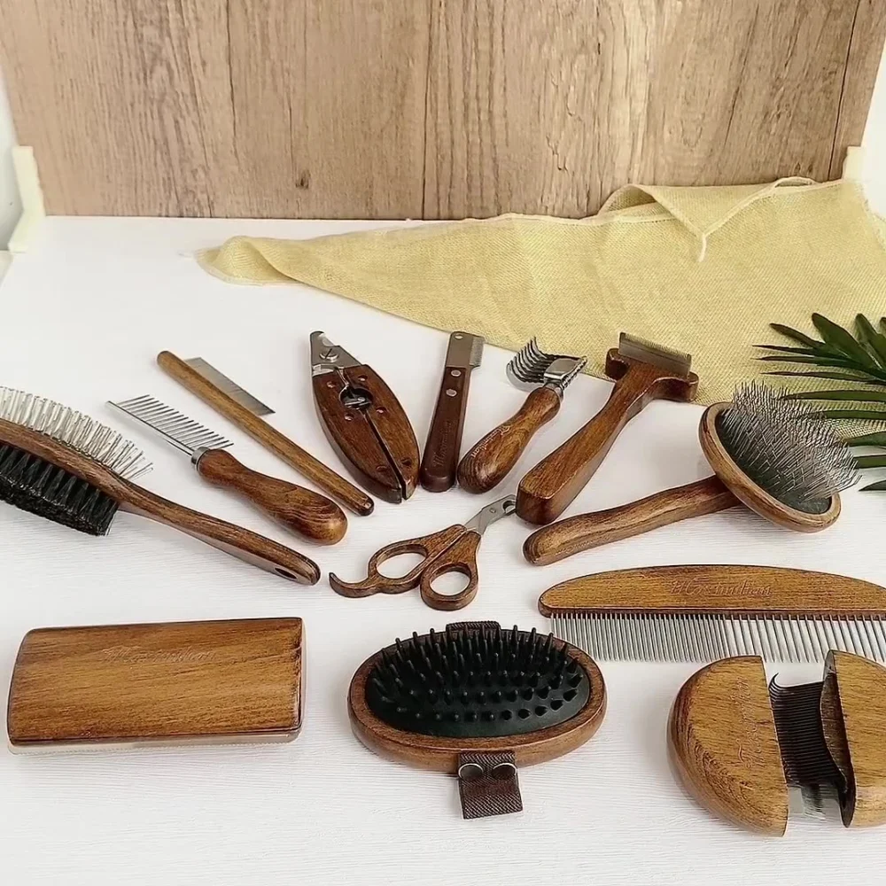 Pet Comb Solid Wood Antique To Remove Floating Hair