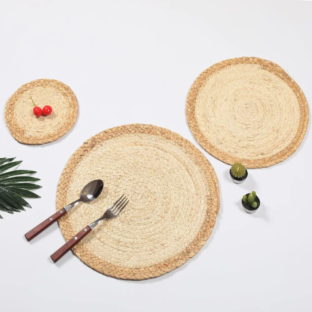 Round Tassel Corn Skin Water Hyacinth Hand Woven Heat Insulation Meal Mat