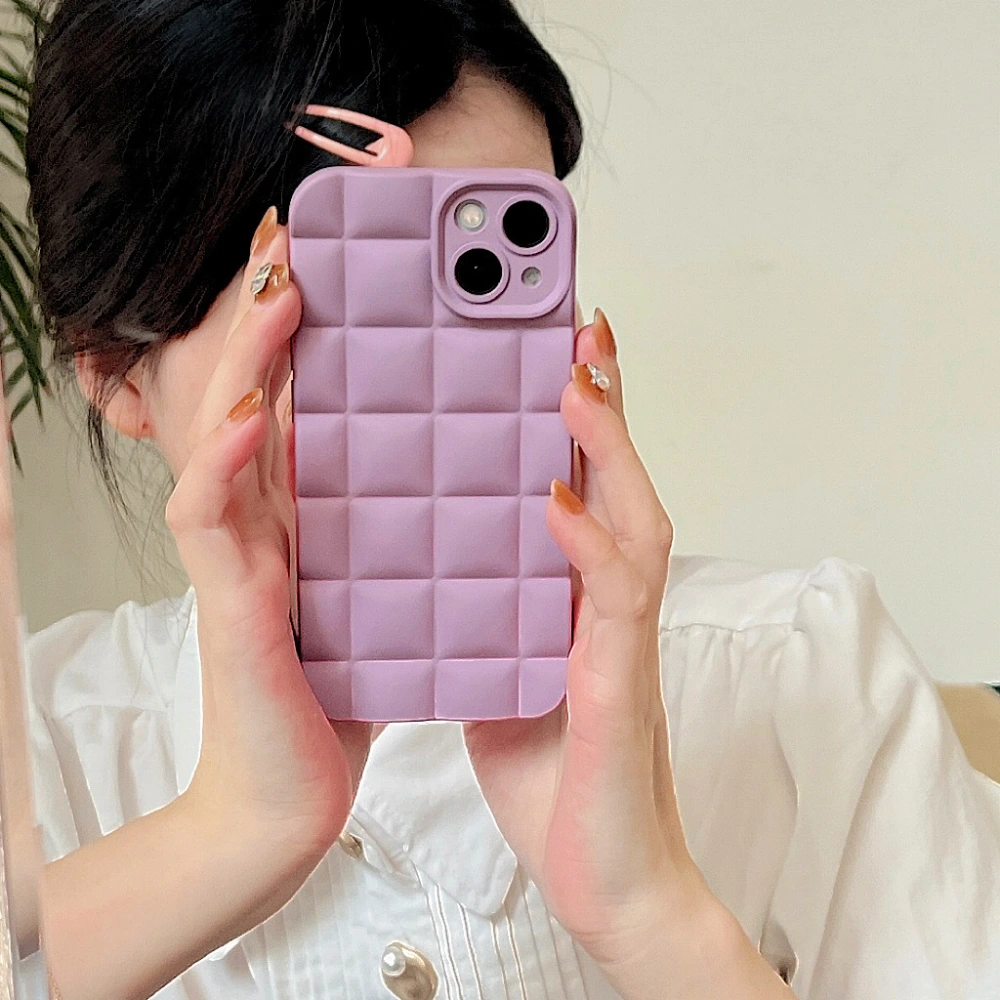 Purple Lattice Fashionable Silicone Phone Shell