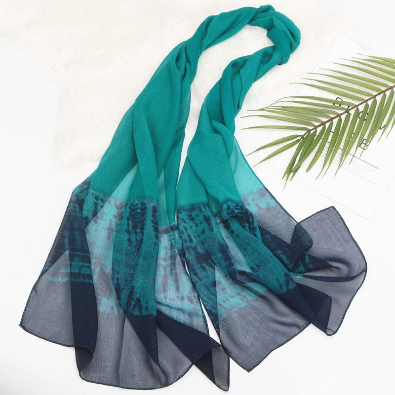 Women's Versatile Gradient Color Silk Scarf