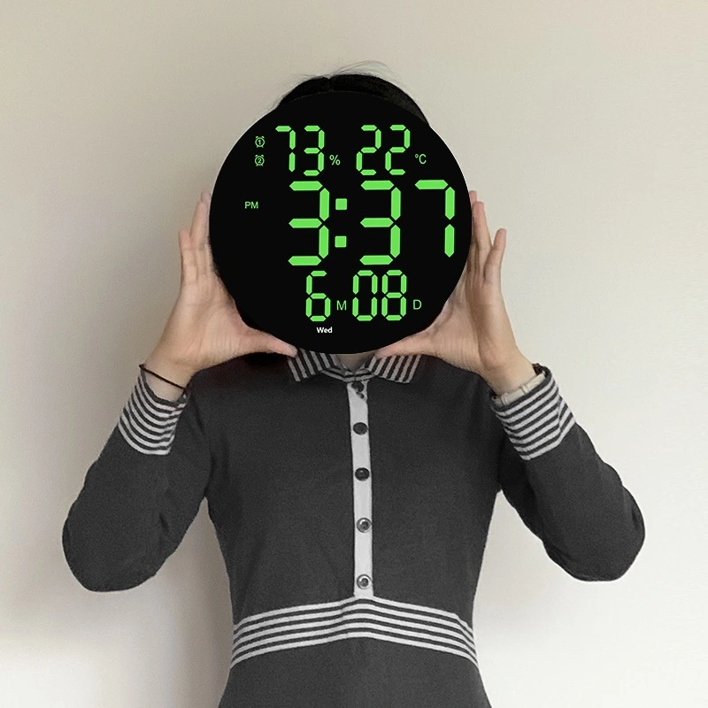 Silent Temperature And Humidity Alarm Clock Has Lunar Calendar