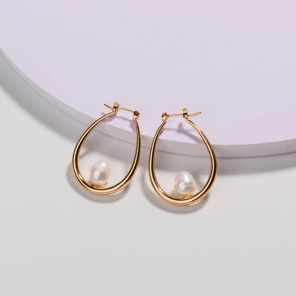 European and American hot-selling natural pearl earrings, personalized U-shaped metal earrings, fashionable and simple earrings