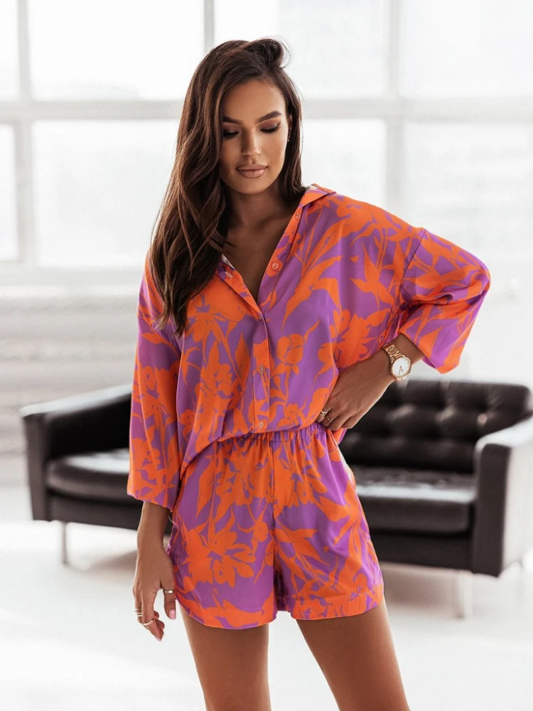 New European And American New Holiday Style Suits