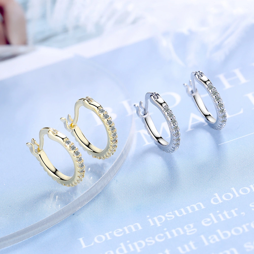 Fashion Personality Inlaid Zirconium Diamond Simple Ear Buckle