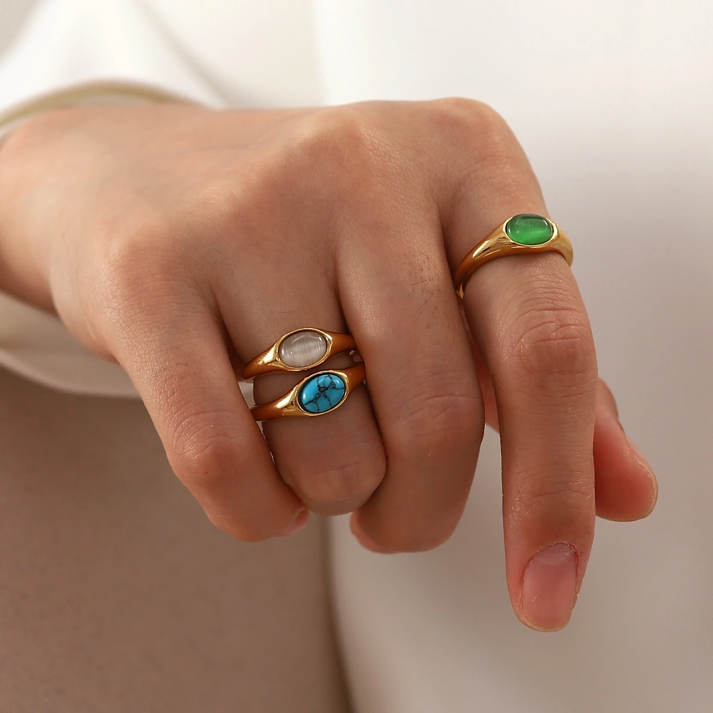 18K Gold Stainless Steel Inlaid White Opal Ring