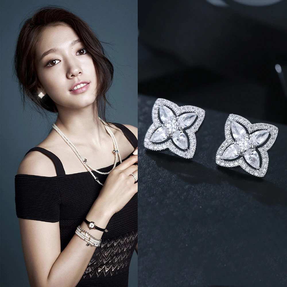 Flower Alloy Jewelry Clover Lady Stud Earrings