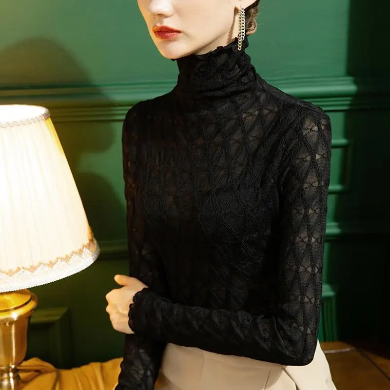 Black Long Sleeve Top With Wooden Ear Edge Inside