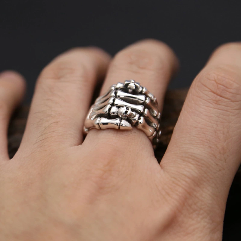 Men's And Women's Vintage Thai Silver Skull And Crossbones Ghost Claw Ring