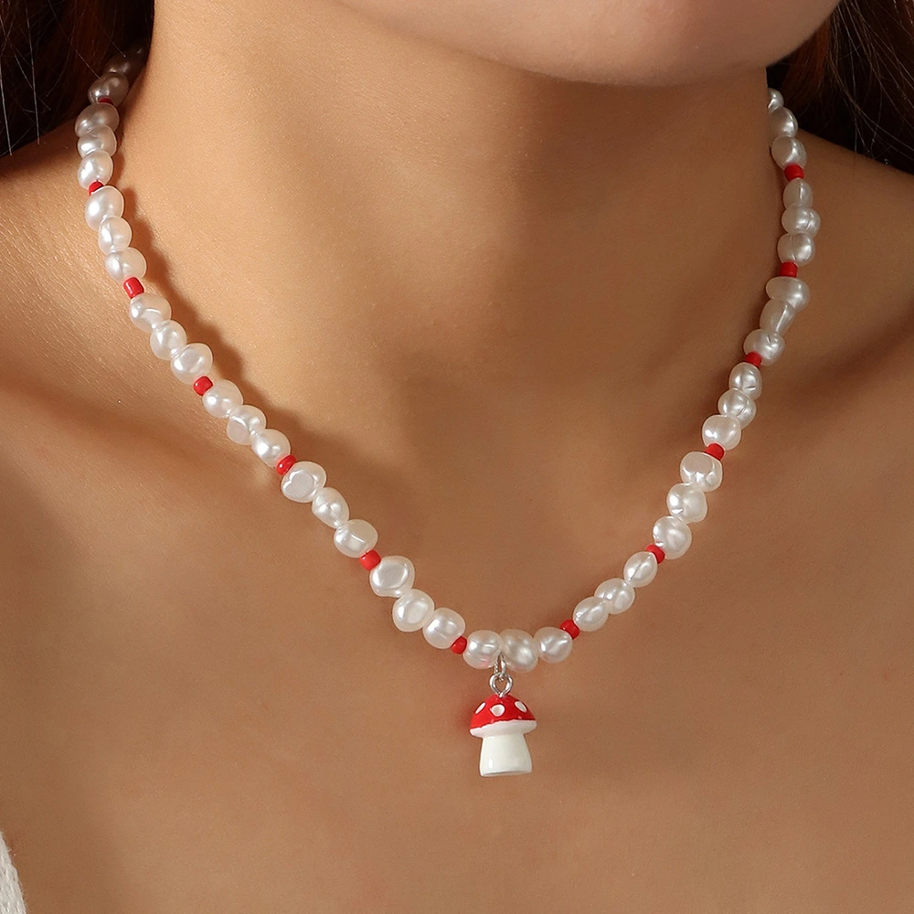 Women's Simple Temperament Pearl Rice Beads Mushroom Necklace