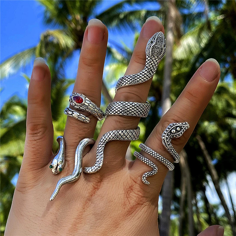 Exaggerated Snake Ring Set Of Four