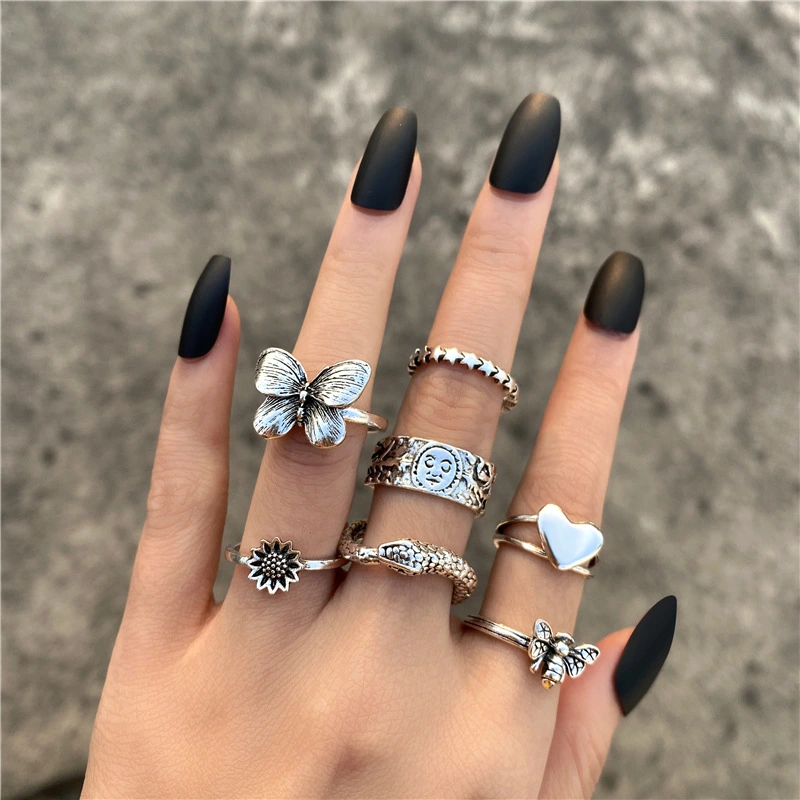 Retro Bee Knuckle Ring Combination Set