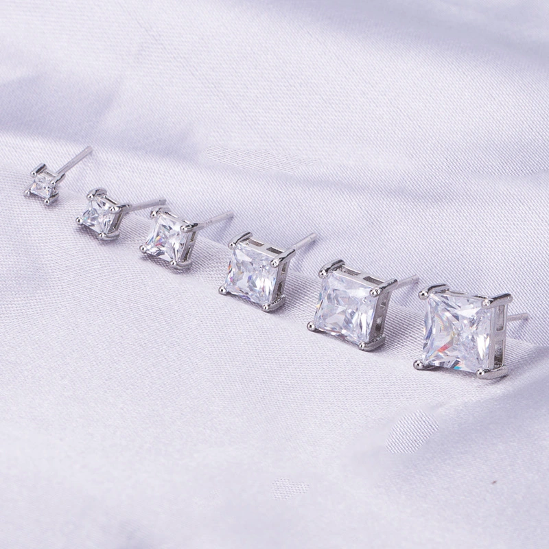 Sterling Silver Needle Four-claw Square Stud Earrings Inlaid Diamond Moissanite Stud Earrings 2-7mm Ear Ring
