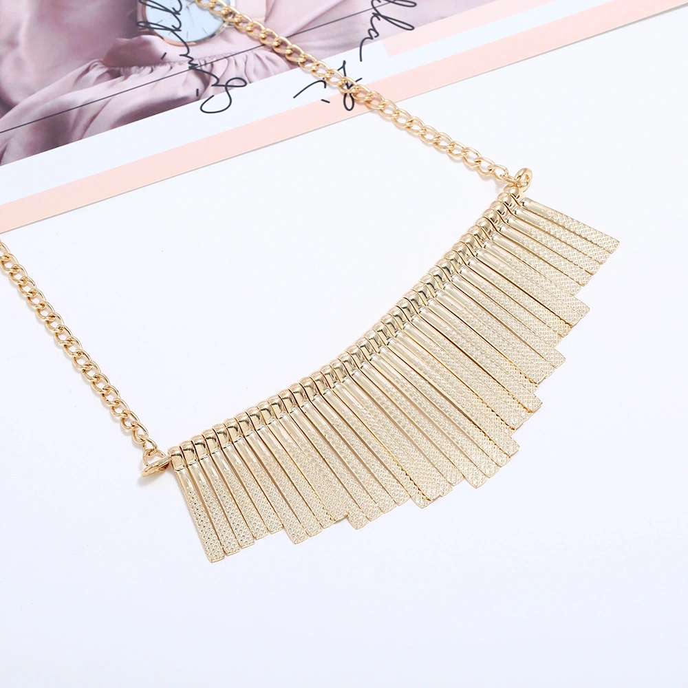 Women's Fashion Simple Everything Matching Tassel Short Necklace