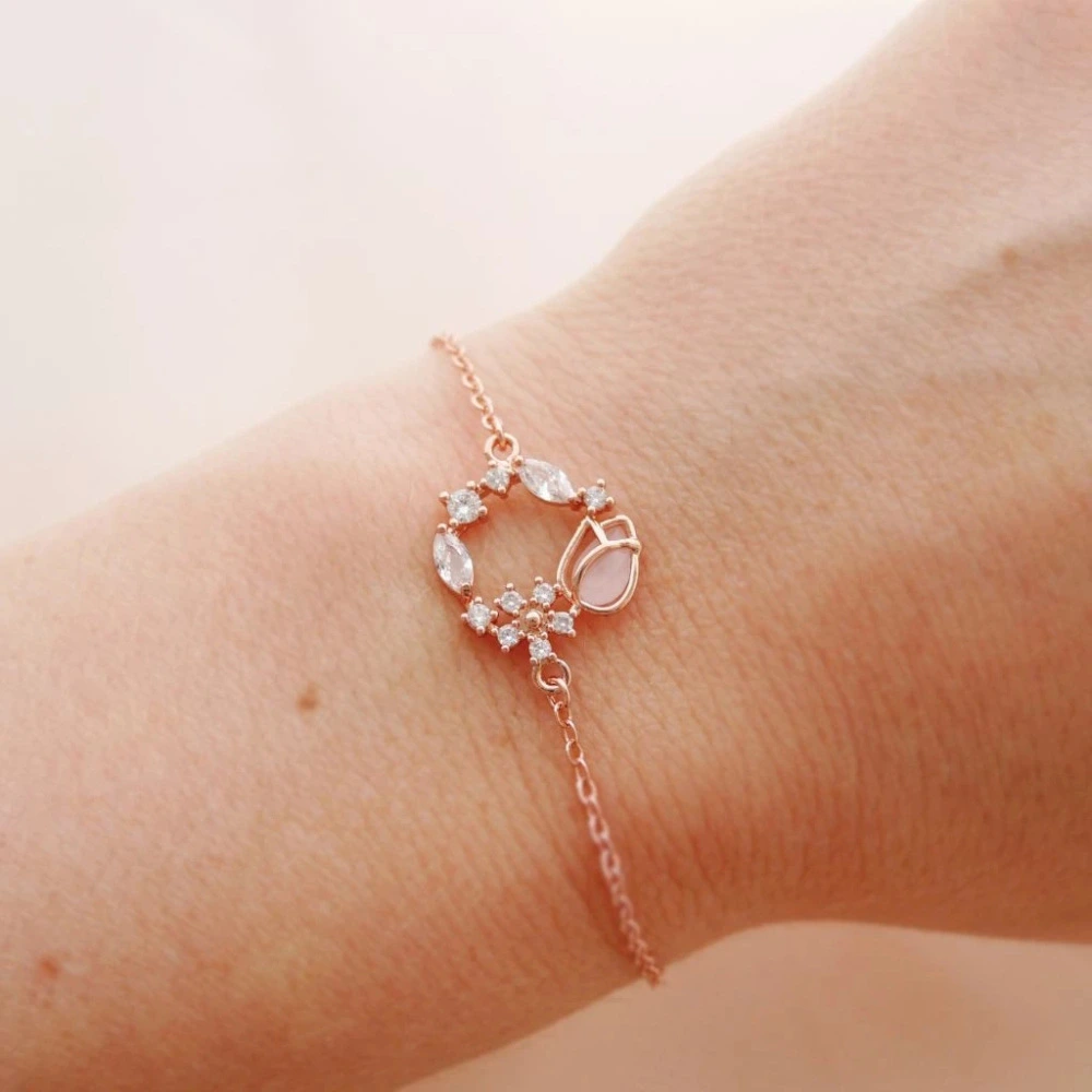 Women's Fashion Bracelet Earrings Necklace Set