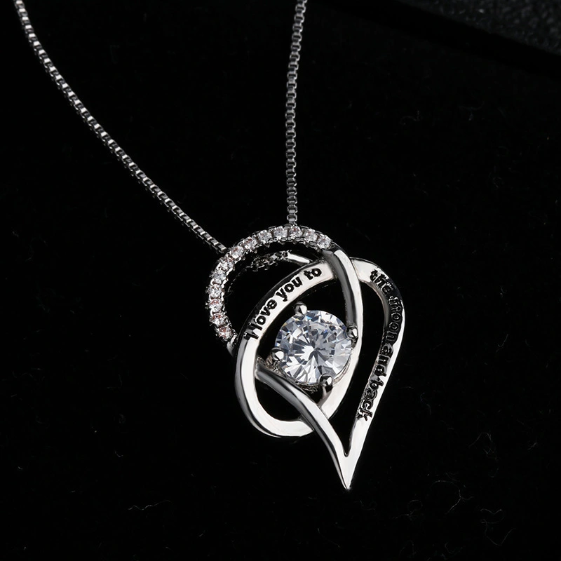 Women's Simple Fashion Heart-shaped Pendant Necklace