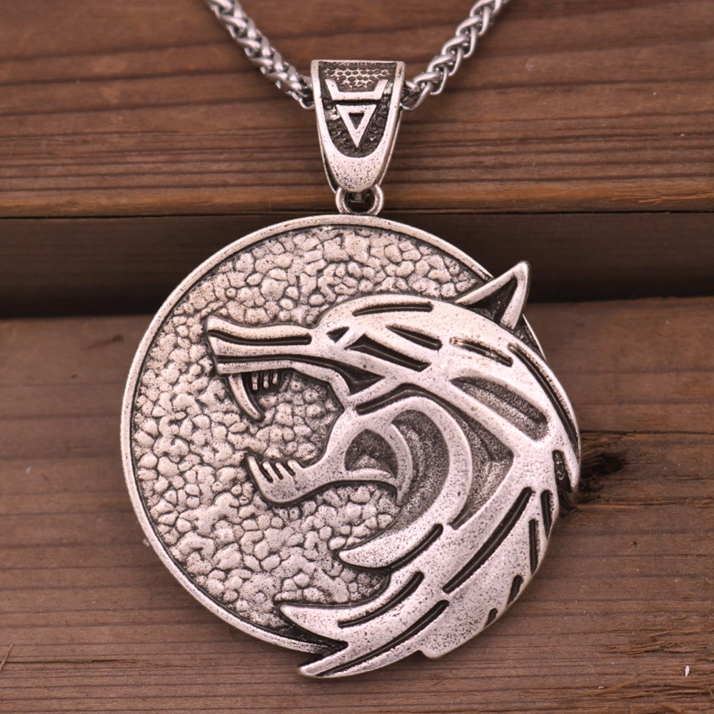 Hot Selling Wolf Head Titanium Chain Necklace