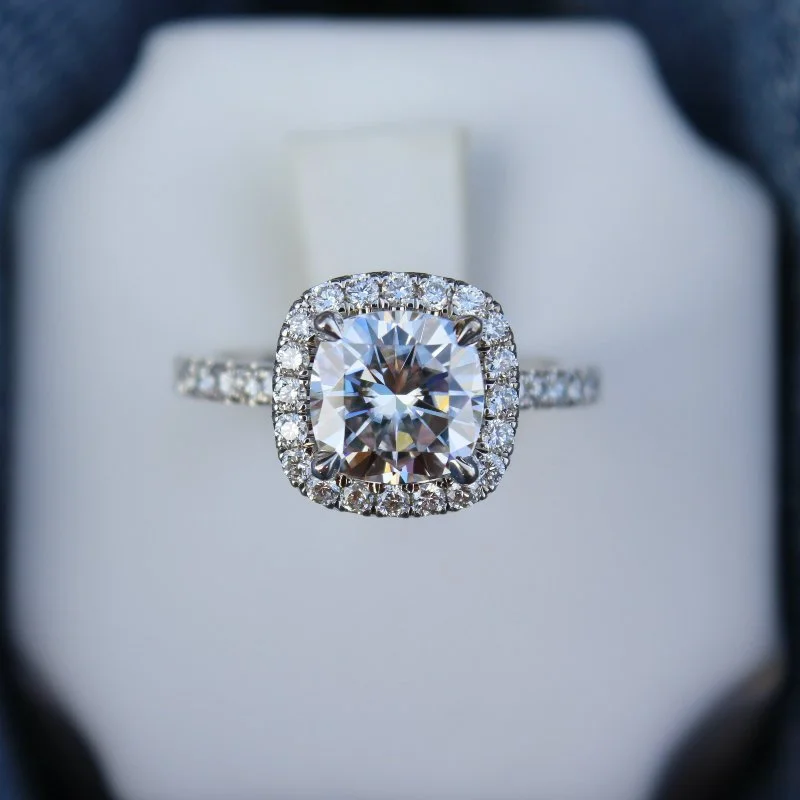 Eight Hearts And Eight Arrows Zircon Ring