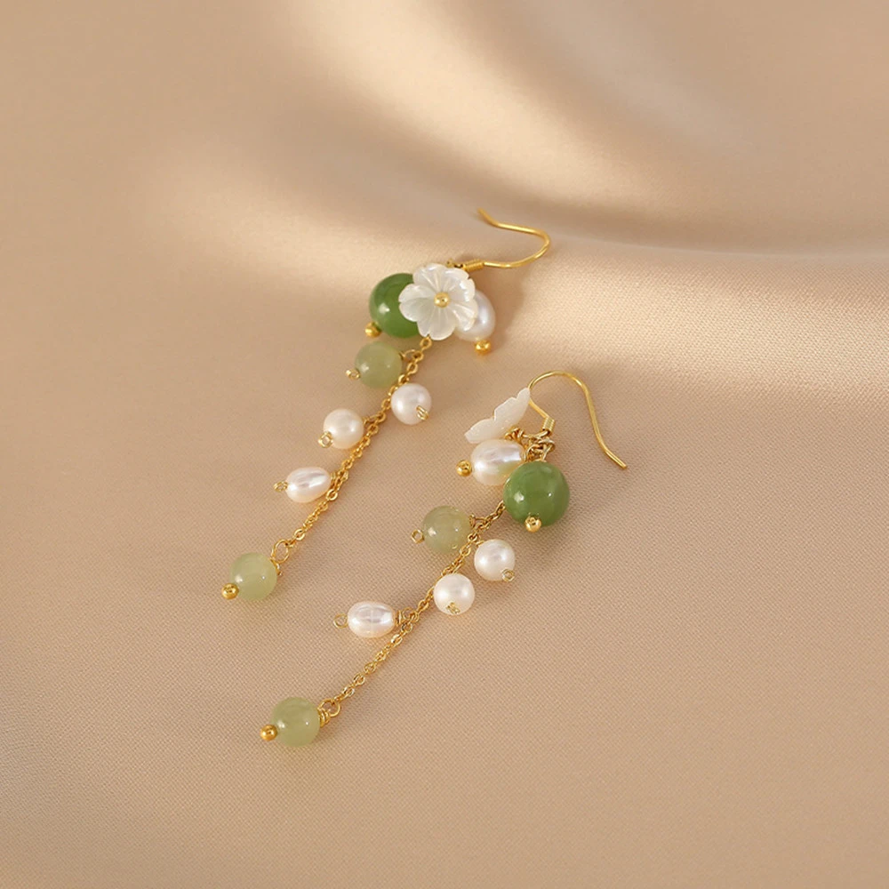 Natural Freshwater Pearl Earrings Women's Hetian Jade