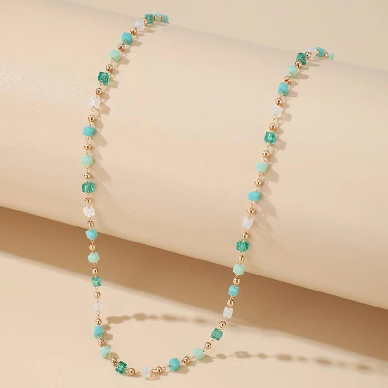 Green Beaded Sugar Cube Round Bead Necklace