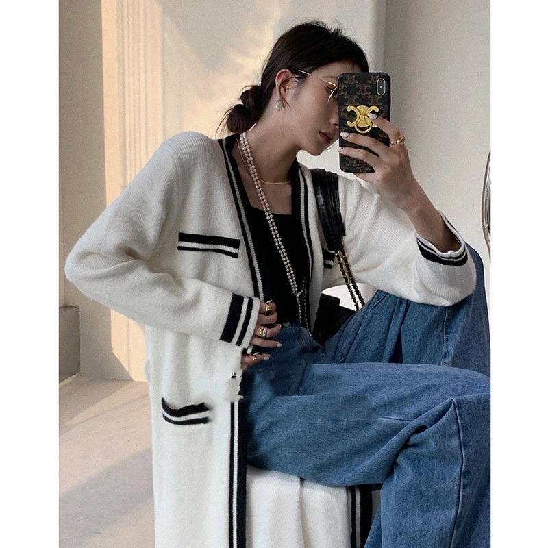 Black And White Long Cardigan Autumn And Winter New Belt Sweater Coat Women
