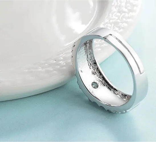 Fashion Micro-inlaid Zircon Men's Copper Ring