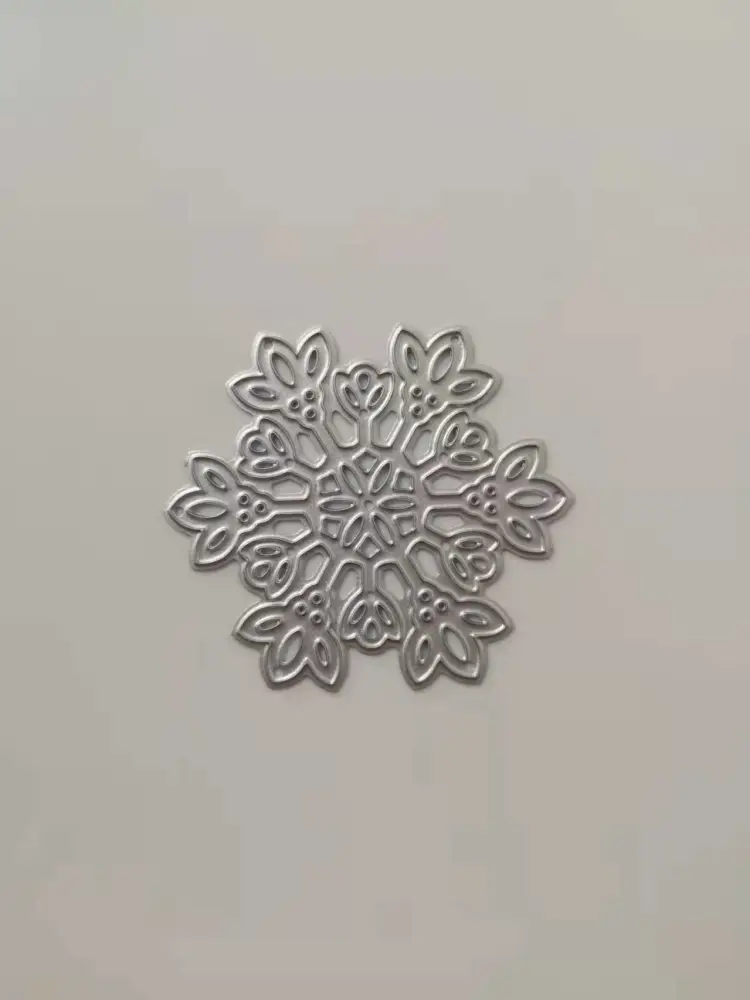 3 Style Of Snowflake And Sentiment Quotes Cutting Die For Christmas