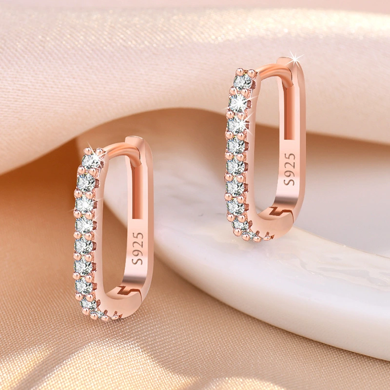 High Sense Of Ins Hollow Geometric Ear Buckle Women