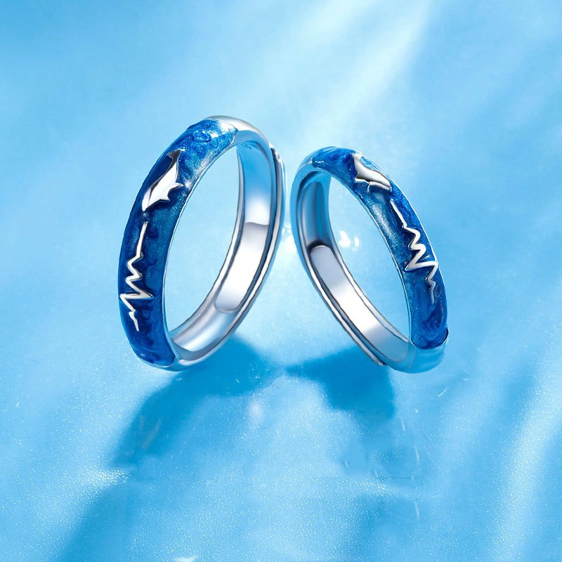 A Pair Of Trendy Personality Whale Rings