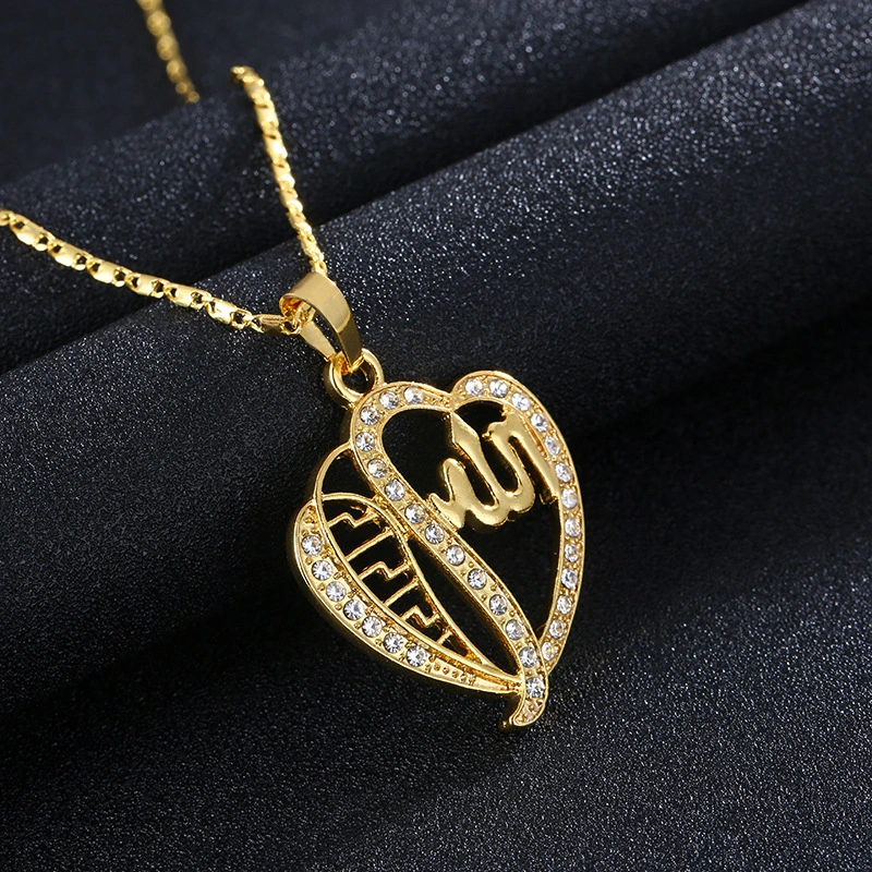 European And American Hip Hop Zircon Gold Heart Pendant Necklace