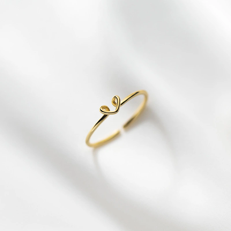 Women's Simple Cutout Heart Line Ring