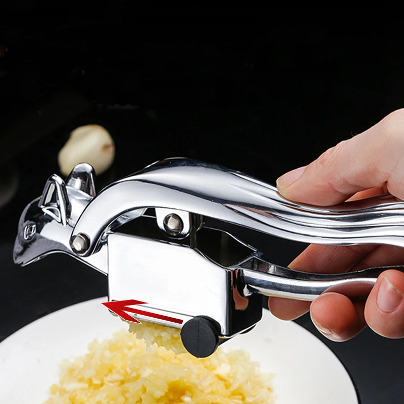 Home Kitchen Squirrel Manual Zinc Alloy Garlic Press