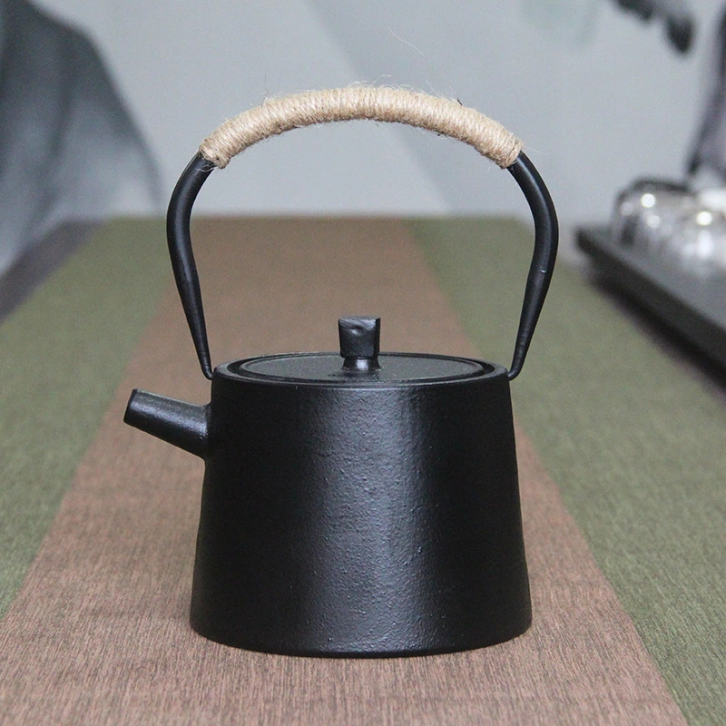 1200ml Japanese Style Plain Iron Pot With Tea Filter For Household Use