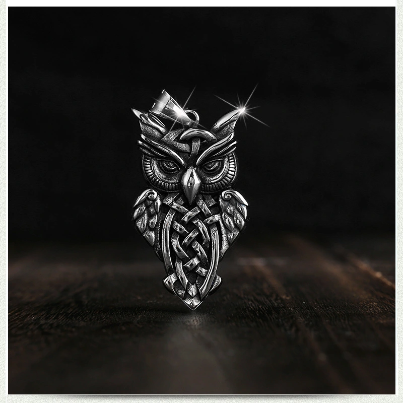 European Hip Hop Retro Titanium Steel Necklace Stainless Steel Necklace Titanium Steel Owl Pendant