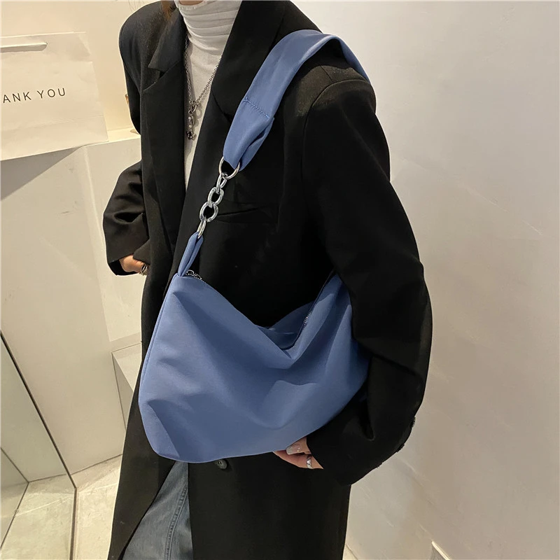 Large Capacity Fashionable Simple Shoulder Bag