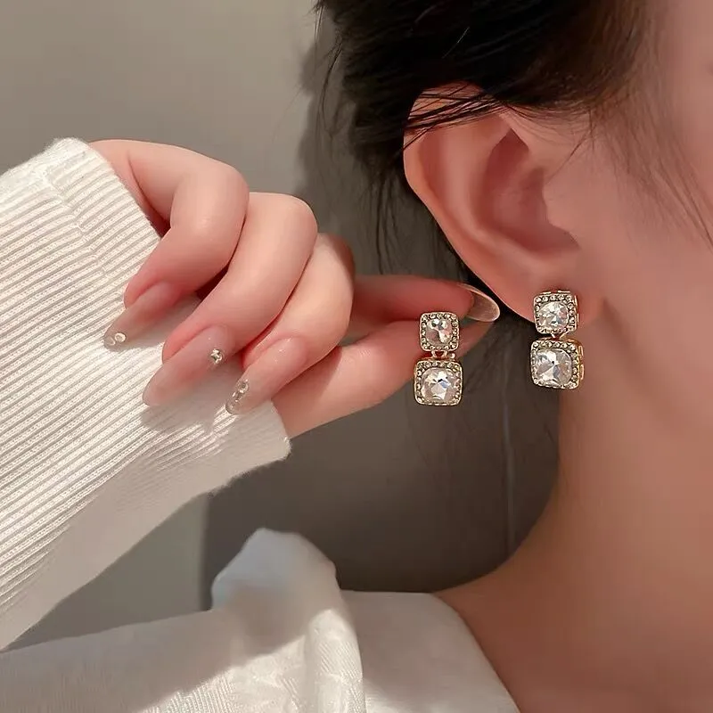 Personalized Fashion Diamond Square Earrings Hot Selling Temperament