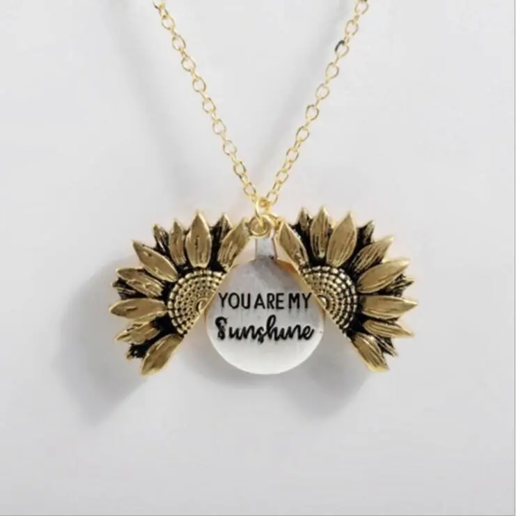 Flower-shaped Necklace Alloy Flower Sunflower Double Layer Inscription Necklace Bone-punched Chain