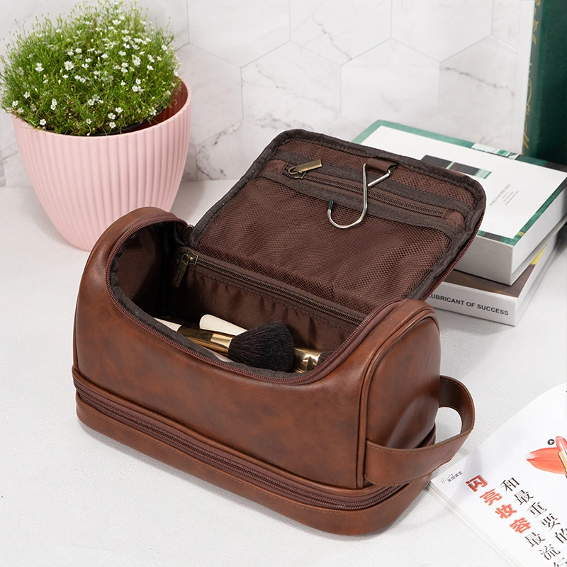 Convenient Men's Neutral Toiletry Portable Cosmetic Bag With Hook