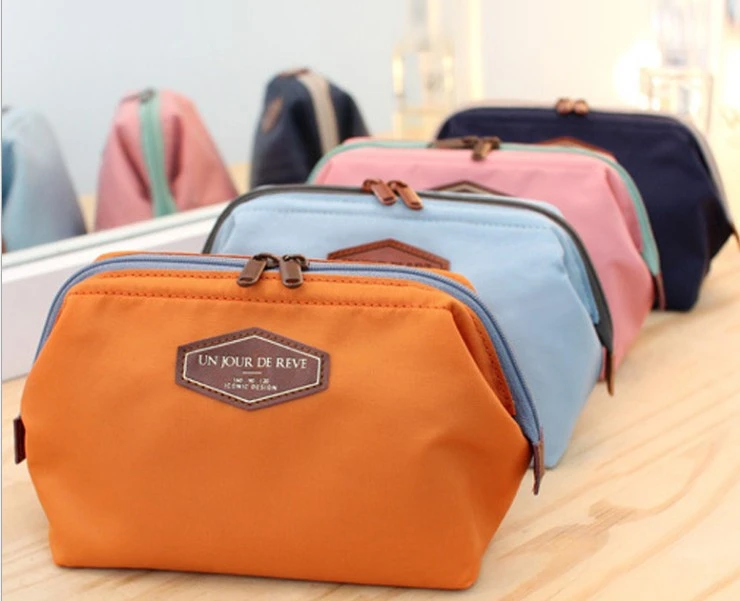 New iron frame cosmetic bag