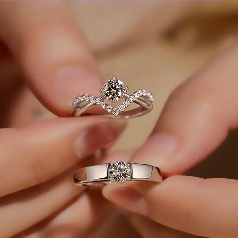 New Four Claw Moissanite Diamond Ring