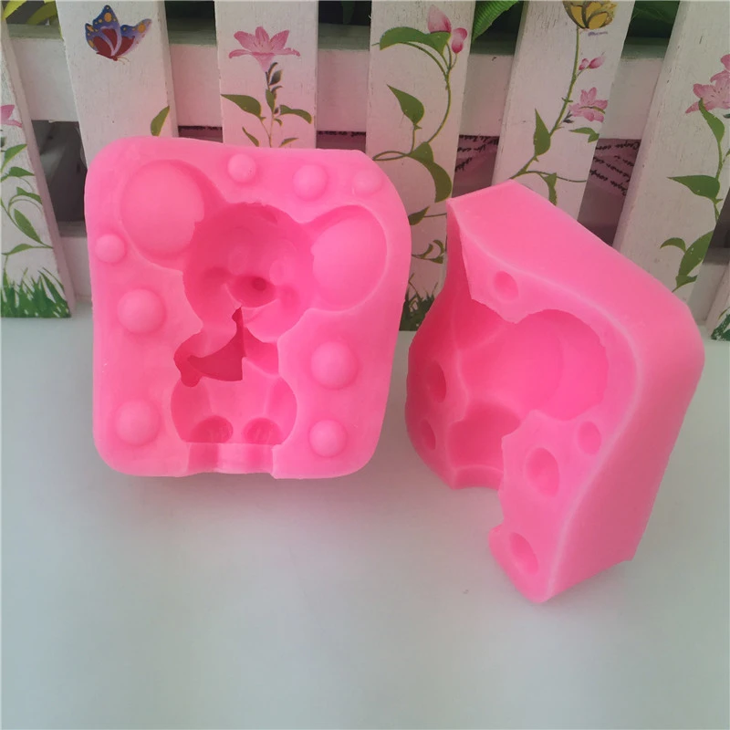 Little Mouse Zodiac Liquid Silicone Cake Baking Mould Candle Mold