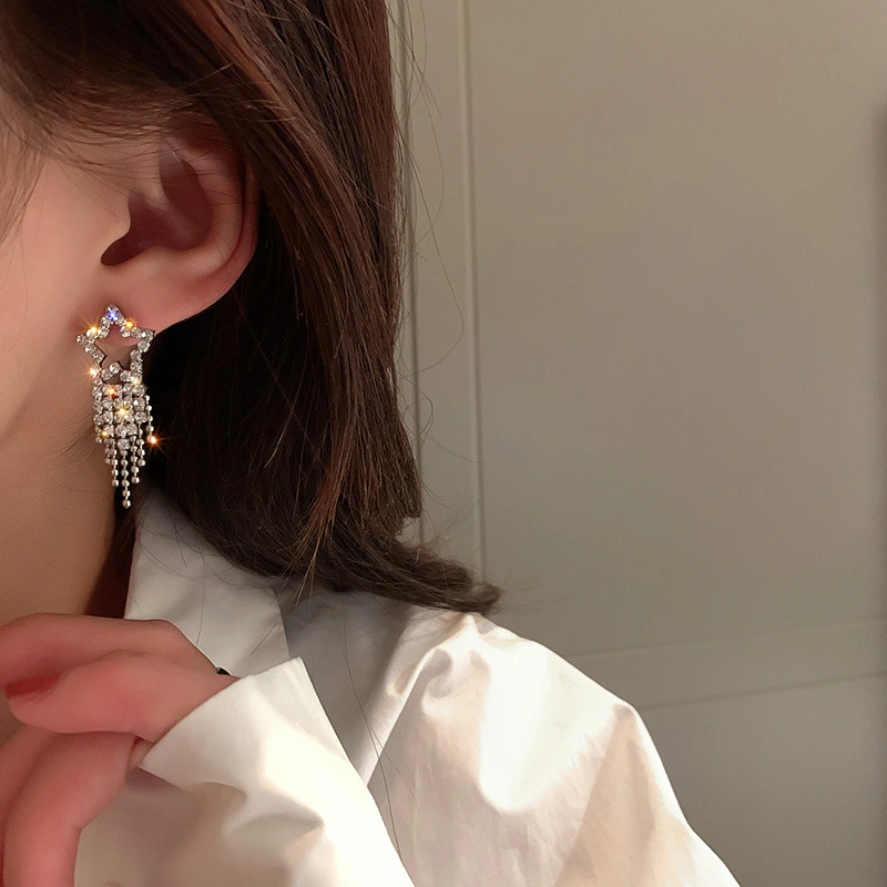 Women's Fashion Simple Rhinestone Star Tassel Earrings