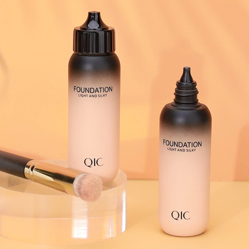 Fashion Lightweight Moisturizing Oil Control Foundation