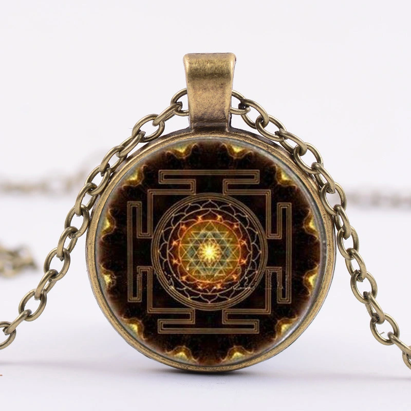 Fashion Sri Lanka Time Gem Pendant Necklace