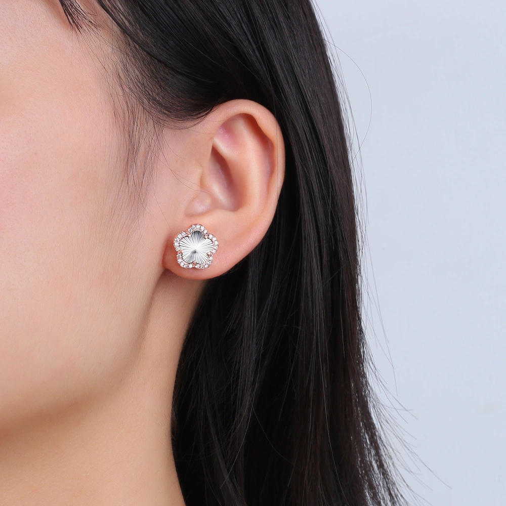 Accessories Light And Luxurious Alloy Sheet Copper-plated Stud Earrings